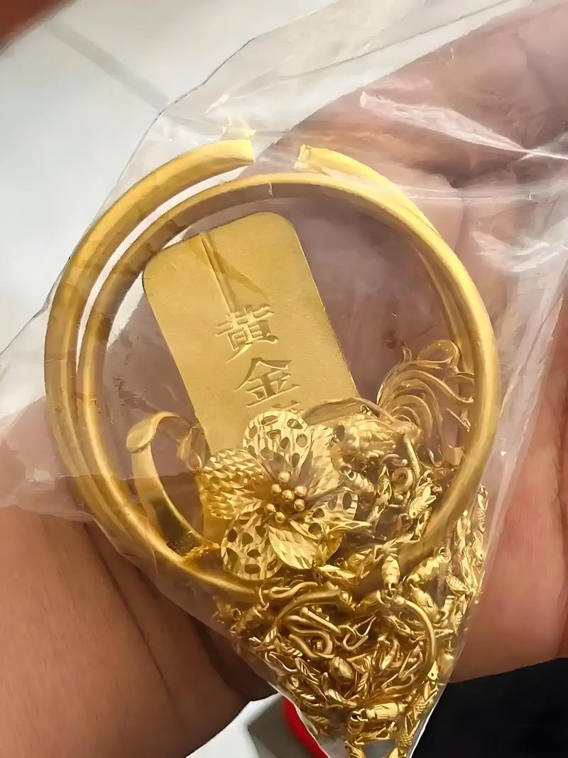 大连珠宝: 璀璨之都的璀璨明珠